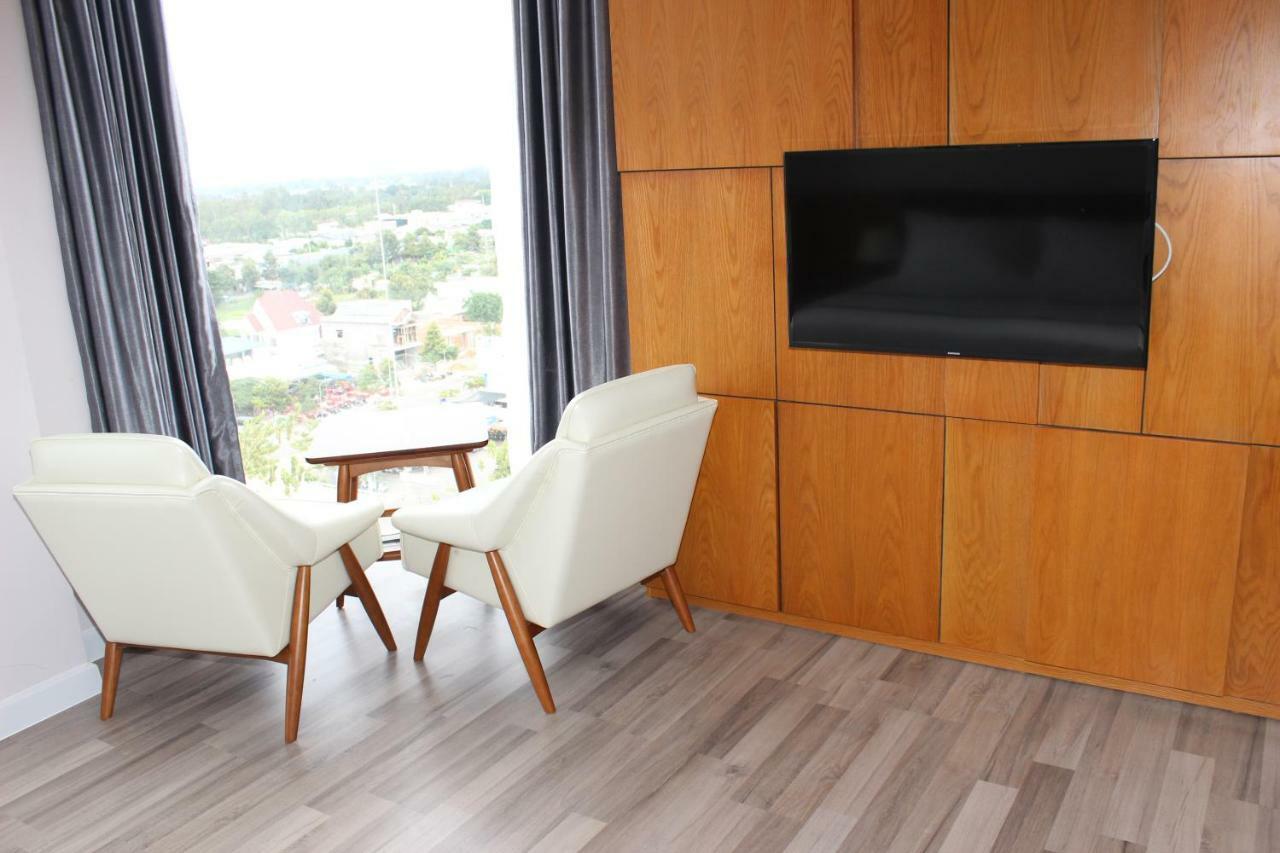 Sky Hotel Hong Ngu Dış mekan fotoğraf