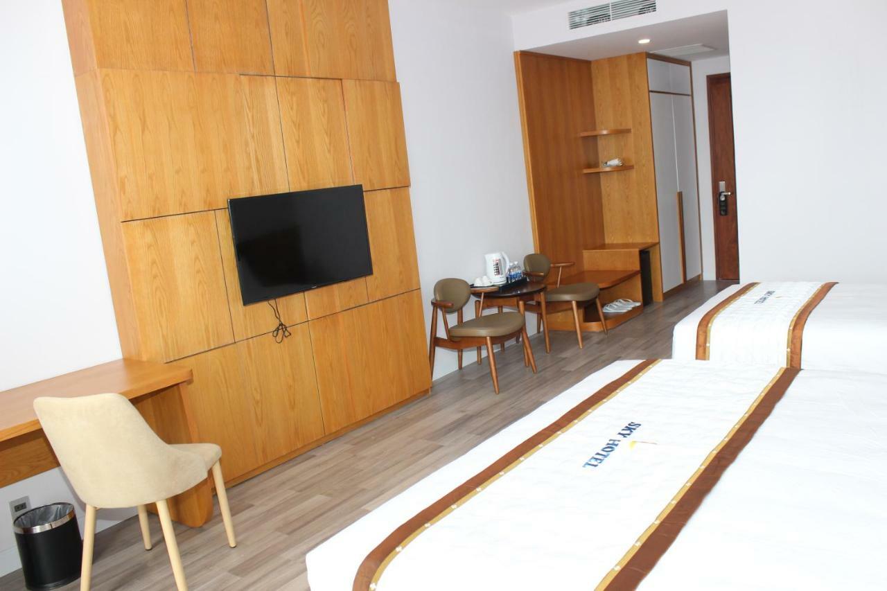 Sky Hotel Hong Ngu Dış mekan fotoğraf